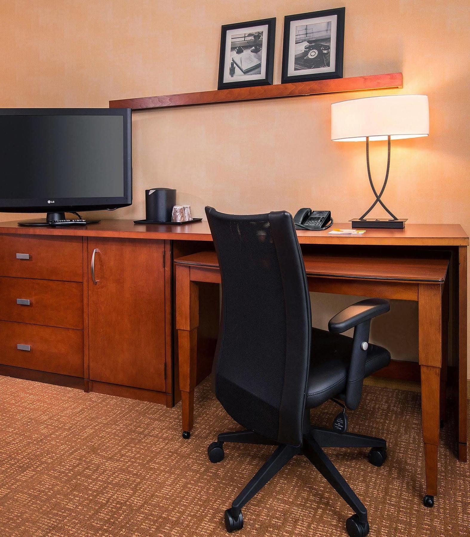 Courtyard By Marriott Dulles Airport Herndon/Reston Exteriér fotografie